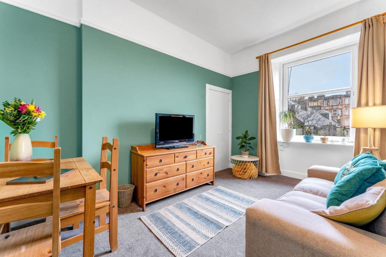 Bright And Quiet Edinburgh Home Екстериор снимка